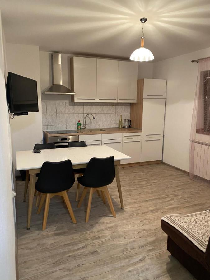 Apartman Laura スモーヤナク エクステリア 写真