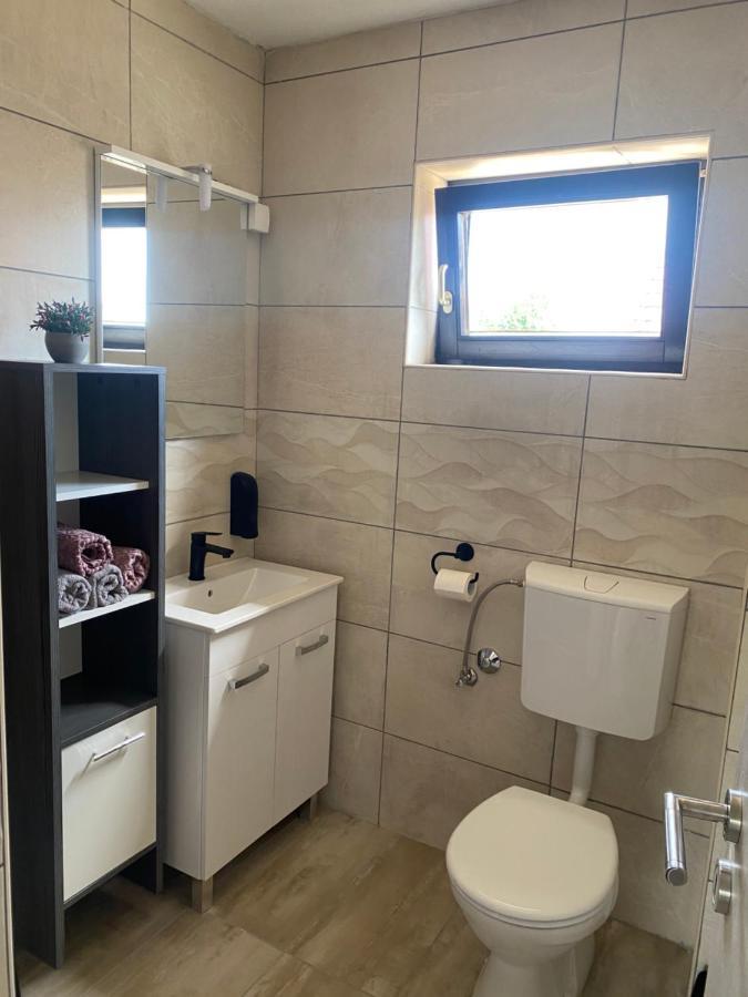 Apartman Laura スモーヤナク エクステリア 写真